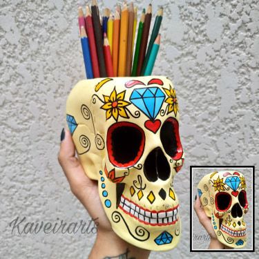 Caveira Mexicana Amarelo Claro com Diamante(Grande)(Fechada e Porta Treco)