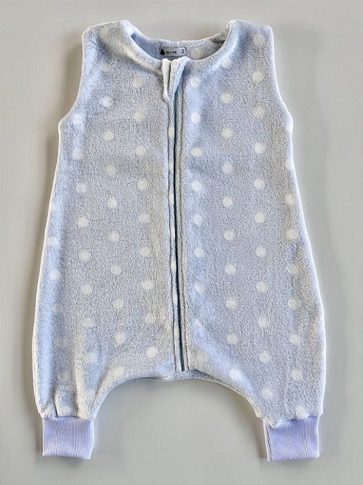 Saco de Dormir Infantil com Pezinho em Fleece Cor Azul Claro Estampas Poá Bolinhas Brancas Brilha no Escuro