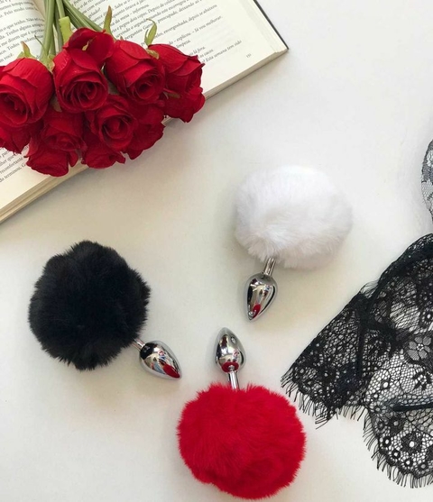 Plug Anal em Alumínio com Pompom