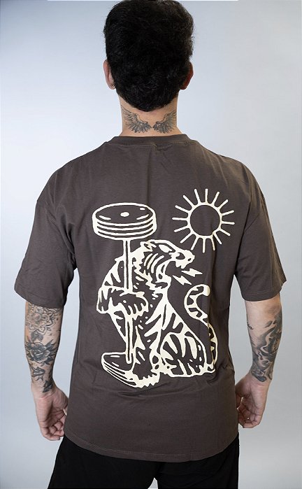 Camiseta Oversized Unissex Tiger Brownie