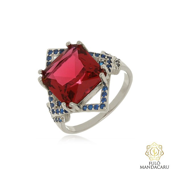 Anel Retangular com Pedra Vermelha e Detalhes em Pedras Azuis – Ródio Branco | Fulô Mandacaru