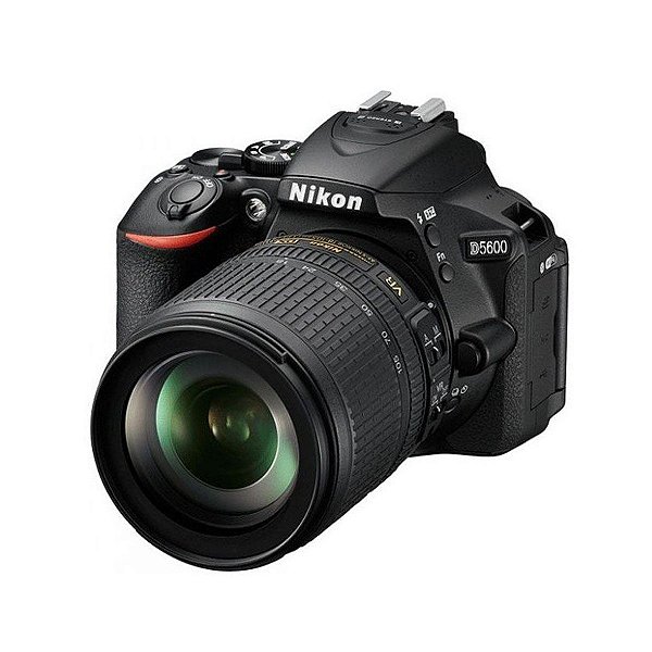 Câmera Nikon D5600 + 18-105mm VR - Seminovo