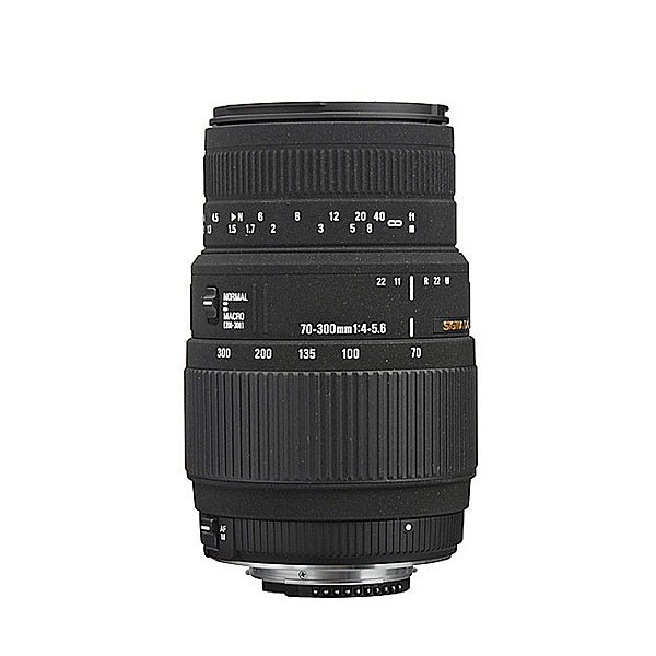 Lente Sigma 70-300mm f/4-5.6 DG Macro para Nikon - Seminovo