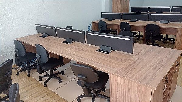 Estações de Trabalho Plataforma ATTUALE Modulares