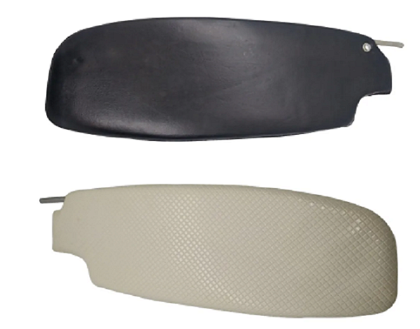 QUEBRA SOL LADO ESQUERDO VW FUSCA 75/77 PRETO COM BRANCO QV-007