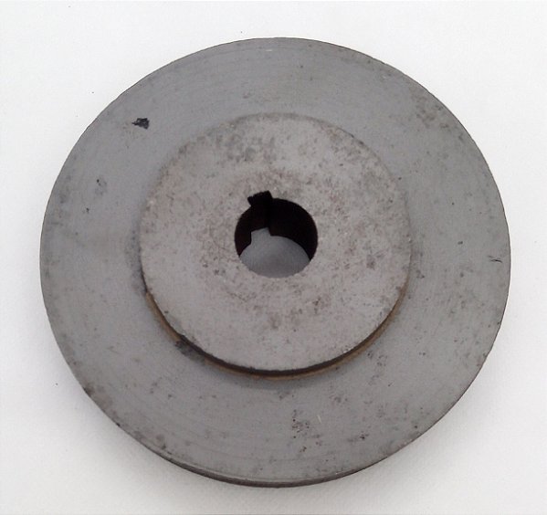 POLIA FERRO FUNDIDO COM 1 CANALETA COM CHAVETA PARA USO INDUSTRIAL