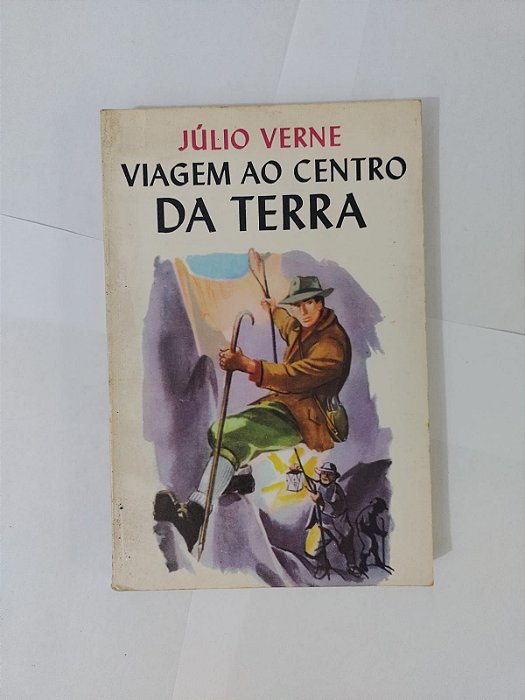 Viagens ao Centro da Terra - Júlio Verne