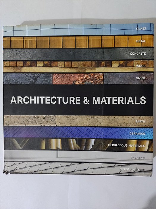 Architecture e Materials - Cristina Paredes Benítez (Inglês)