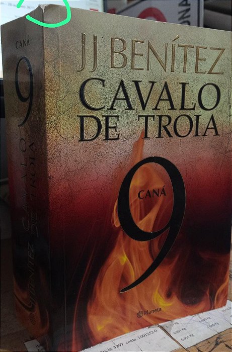 Resumo do livro Cavalo de Troia de J. J. Benitez