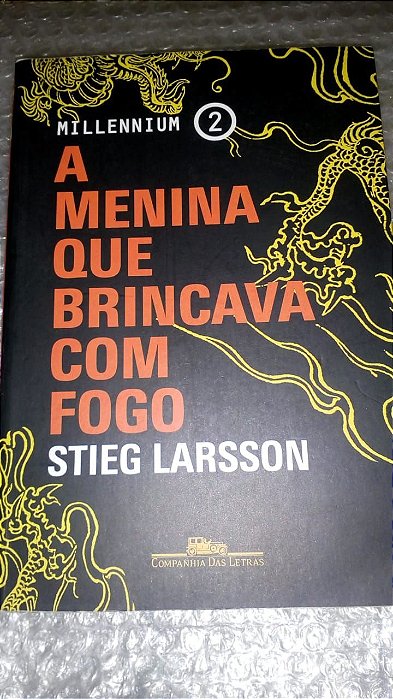 A RAINHA DO CASTELO DE AR - portuguese by Stieg Larsson