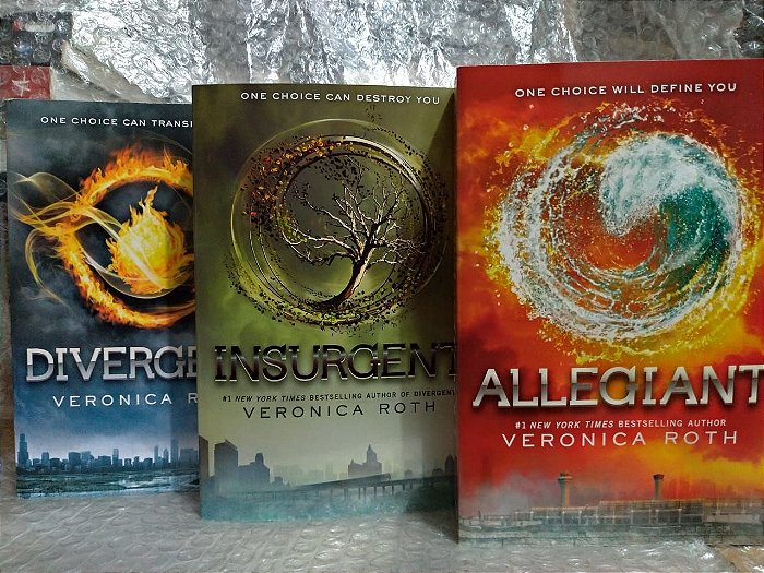 Box Series Divergent - Veronica Roth C/3 livros