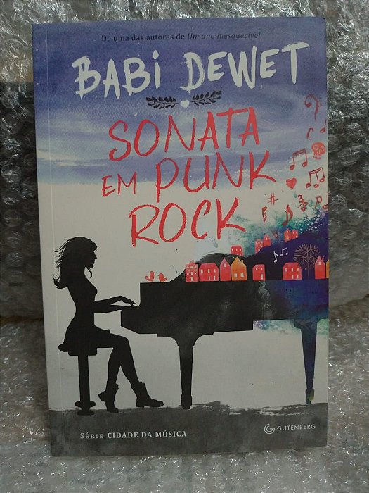 Sonata em Punk Rock - Babi Dewet  (Dedicatória da autora)