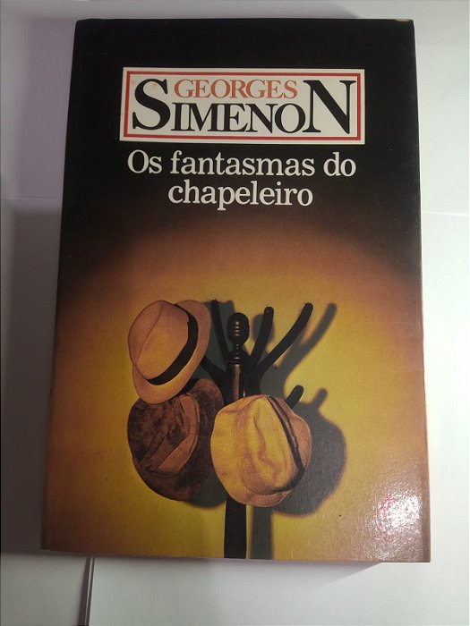 Os fantasmas do chapeleiro - Georges Simenon