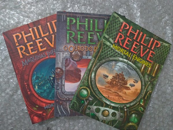 Coleção Mortal Engines - Philip Reeve C/3 Volumes