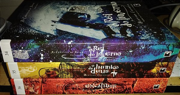 As crônicas de Artur - Trilogia - Bernard Cornwell