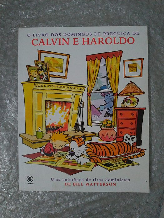 O Livro dos Domingos de Preguiça de Calvin E Haroldo - Bill Watterson