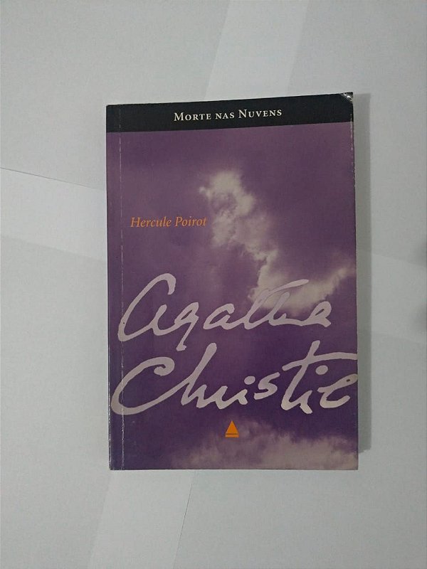 Morte Nas Nuvens - Agatha Christie