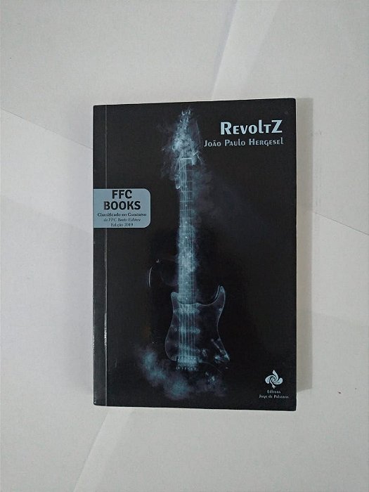 Revoltz - João Paulo Hergesel