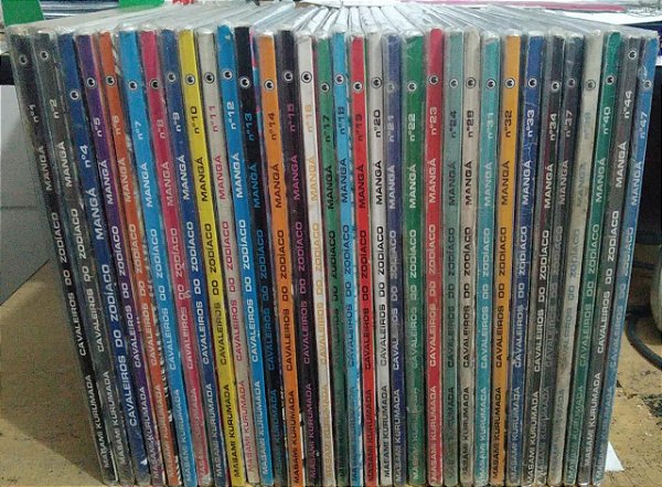 Coleção Cavaleiros do Zodíaco Saint Seya Edição Brasileira - 33 volumes