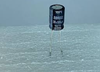 BOXER - CAPACITOR ELETROLITICO 22UF X 450V - 27MM X 16MM