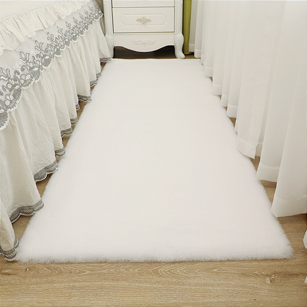 Tapete Pele de Coelho Wabby Touch Branco 0,60x1,80 Metros