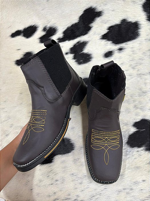 Botina Fazendeiros Premium Feminina Cor Marrom