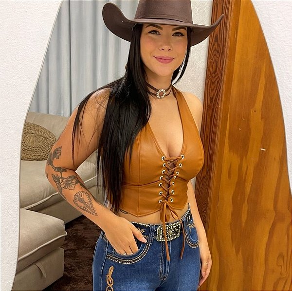 Cropped Lorrane Courino Trançado Caramelo