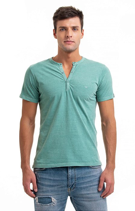 Camiseta henley portuguesa manga curta verde atlantico