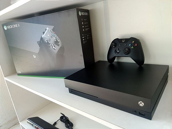 Xbox One X Com Caixa 1Tb - Seminovo