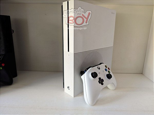 Xbox One S 500Gb ou 1Tb - Seminovo
