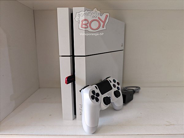 Playstation 4 Fat Desbloq Branco 500gb Com 6 Jogos  e 3000 Retrô  Seminovo