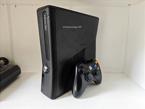 Xbox 360 Slim RGH 3 e LT 3 Com 20 a 150 Jogos + 4500 Jogos Retrô