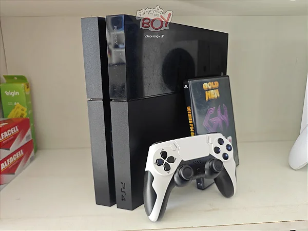 Playstation 4 Fat Desbloq 500Gb Com 15 Jogos e 3000 Retrô Seminovo