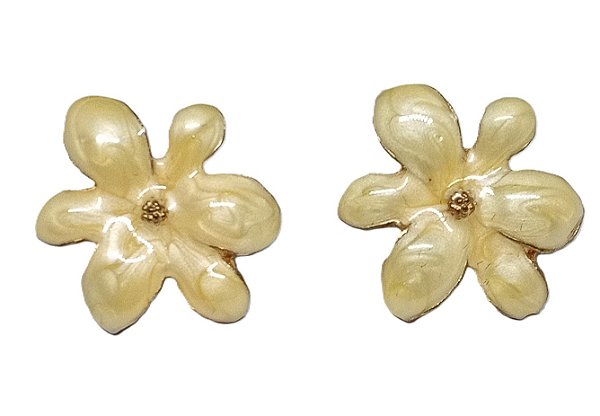 Brinco Flor de Lótus 3x3cm