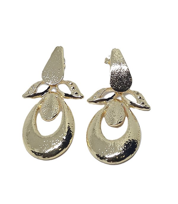 Brinco Folha Oval vazado banhado a ouro 4cm