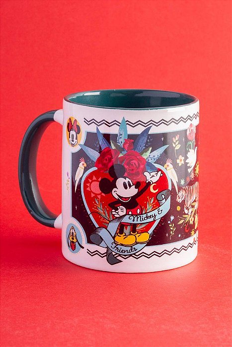 Caneca Mickey and Friends - All you need is love