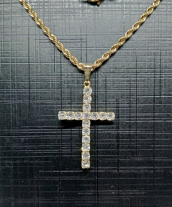 Colar Banhado a ouro com Pingente Cruz com Brilhantes 45cm