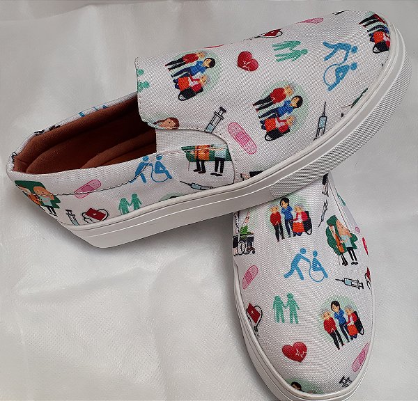 Tênis Slip On Cuidador de Idoso Enfermeira Branco a Pronta entrega.