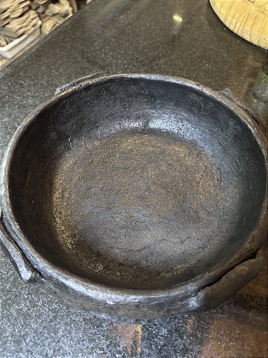 Panela de Barro Preto 1,300 L - moqueca baiana 4 pessoas
