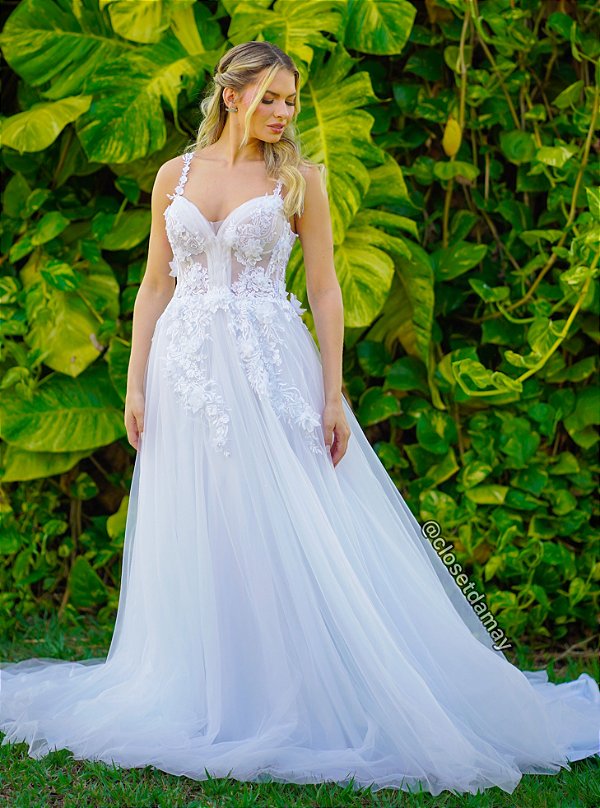 Vestido de noiva longo, bordado em pedraria com detalhe nas alças - Off White