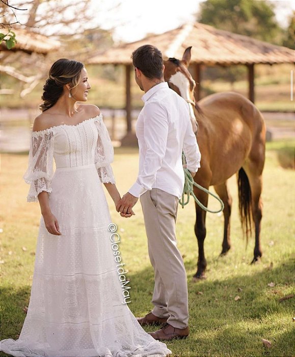 Vestido de noiva longo em mix de renda ombro a ombro e mangas - Off White