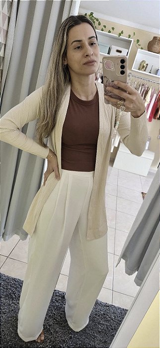 Cardigan Marfim Alongado Confortável