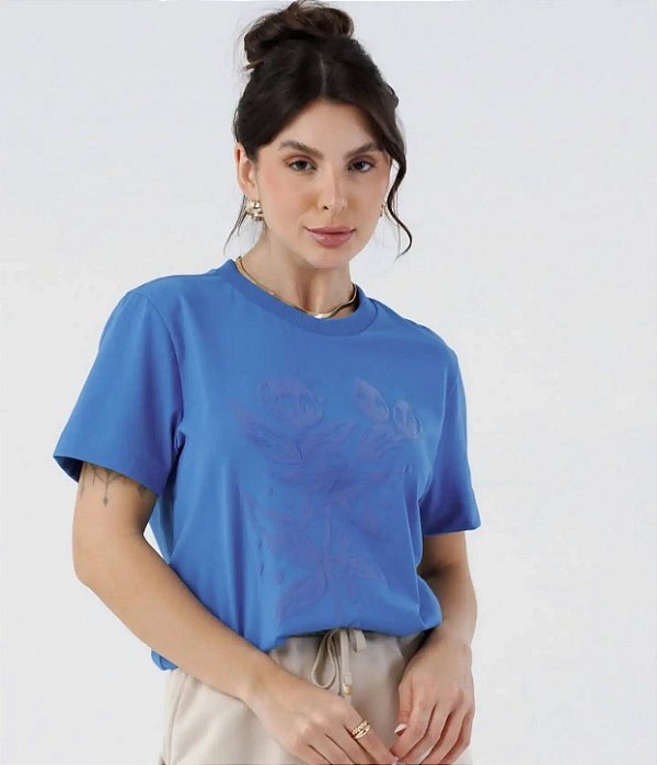 Blusa Feminina Azul Estampa Relevo Floral