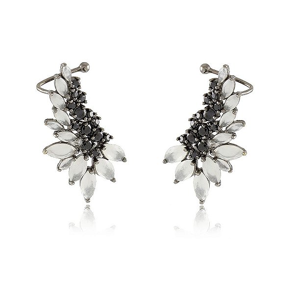 BRINCO EARCUFF TRABALHADO EM ZIRCÔNIAS COR ÔNIX  E CRISTAIS COR VELA