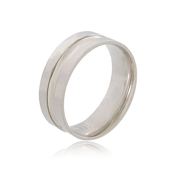 ALIANÇA 6 MM LARGURA COM DETALHE CENTRAL BANHADA EM RÓDIO BRANCO