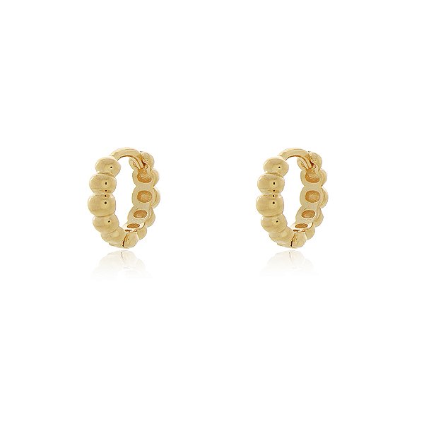 BRINCO ARGOLA PEQUENA TRABALHADA EM RELEVO BOLINHAS BANHADO A OURO 18K