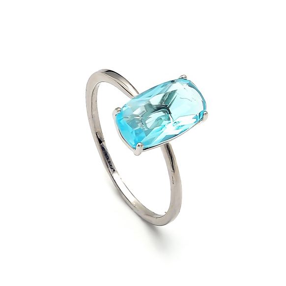 ANEL CRISTAL AZUL 1,4 CM BANHADO EM RÓDIO BRANCO