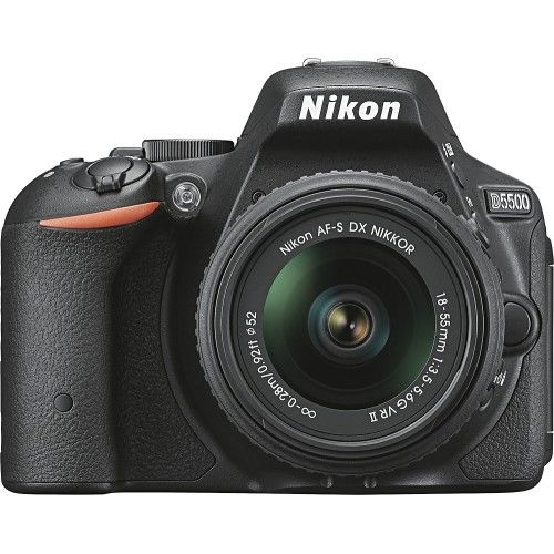 Câmera Nikon DX D5500 com Lente AF-P DX 18-55mm f/3.5-5.6G VR