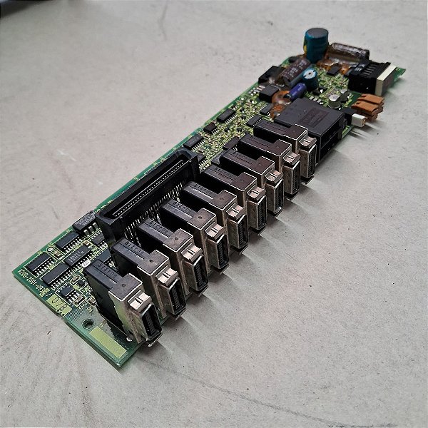 Placa Fanuc A20B-2001-0933