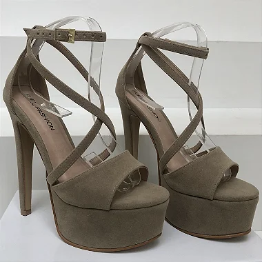Sandália Feminina Salto Fino Cruzada Meia Pata 15cm Nude Outlet